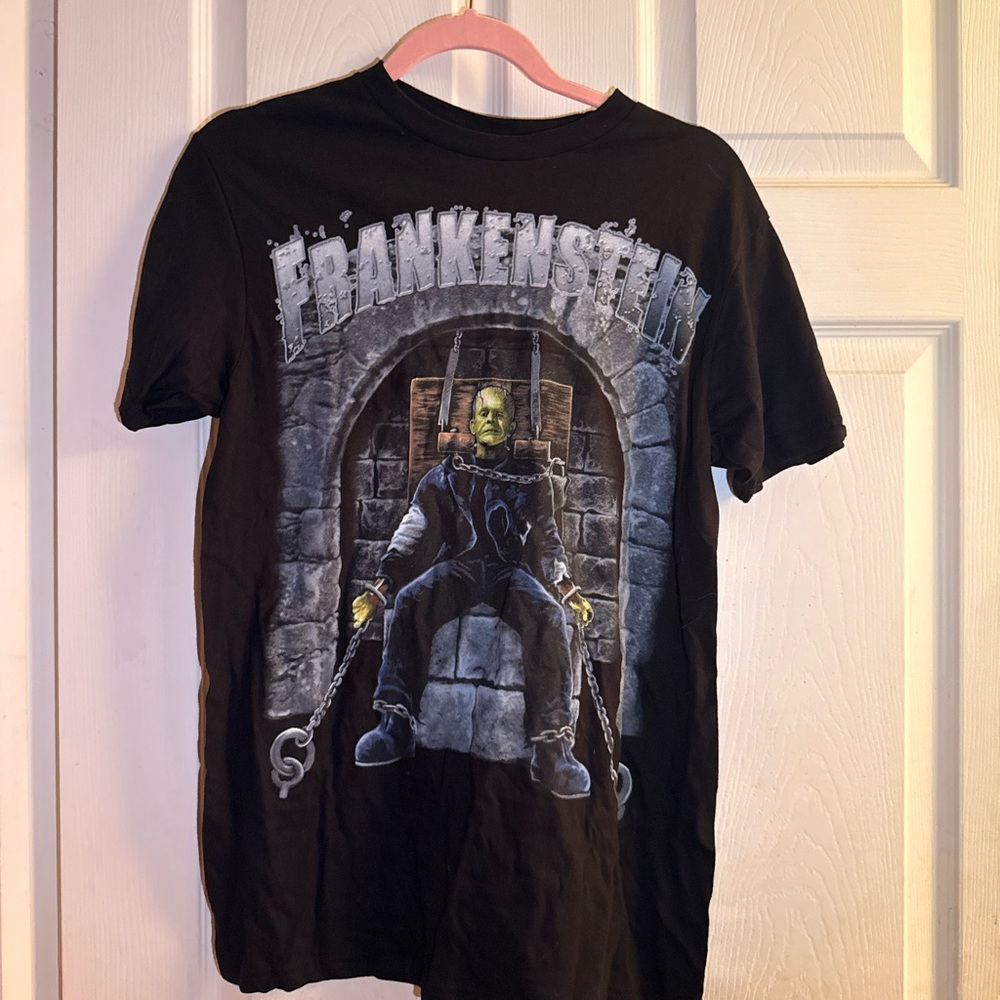 Hot Topic Frankenstein Graphic Black Tee with Green Accent